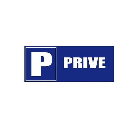 St-Quentin-En-Yvelines Plusieurs Appartements Avec Parking Трап Экстерьер фото