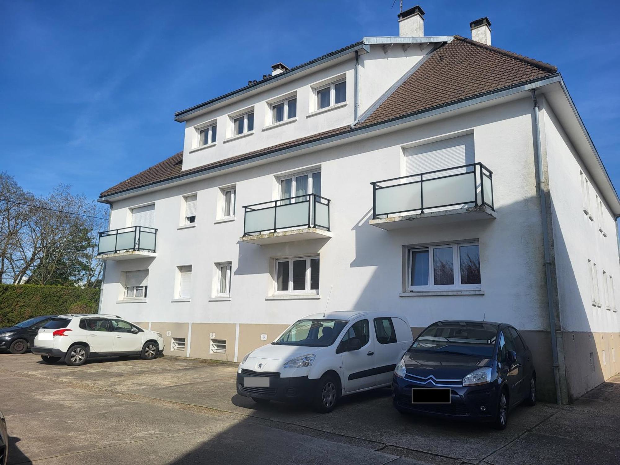 St-Quentin-En-Yvelines Plusieurs Appartements Avec Parking Трап Экстерьер фото