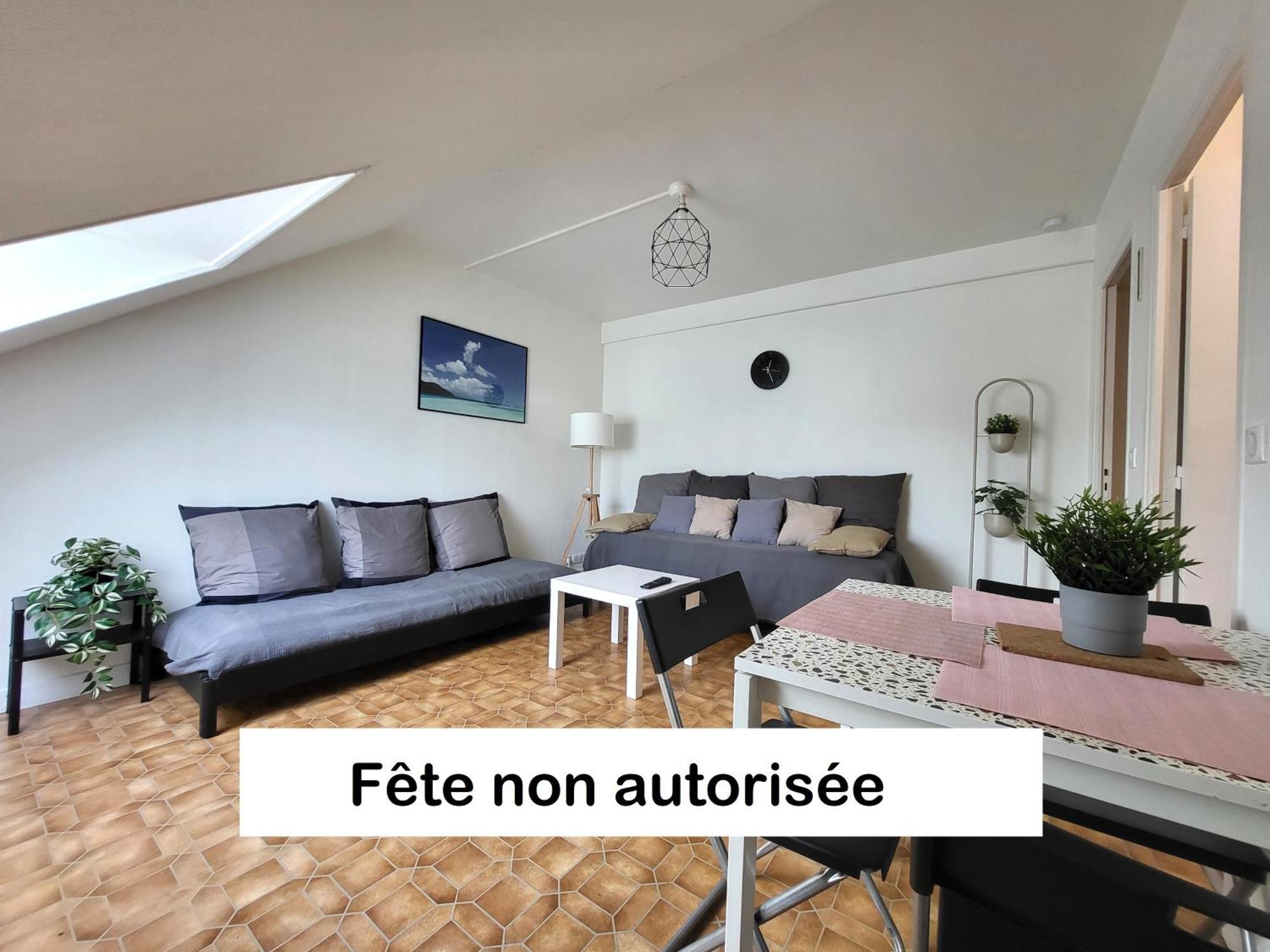 St-Quentin-En-Yvelines Plusieurs Appartements Avec Parking Трап Номер фото
