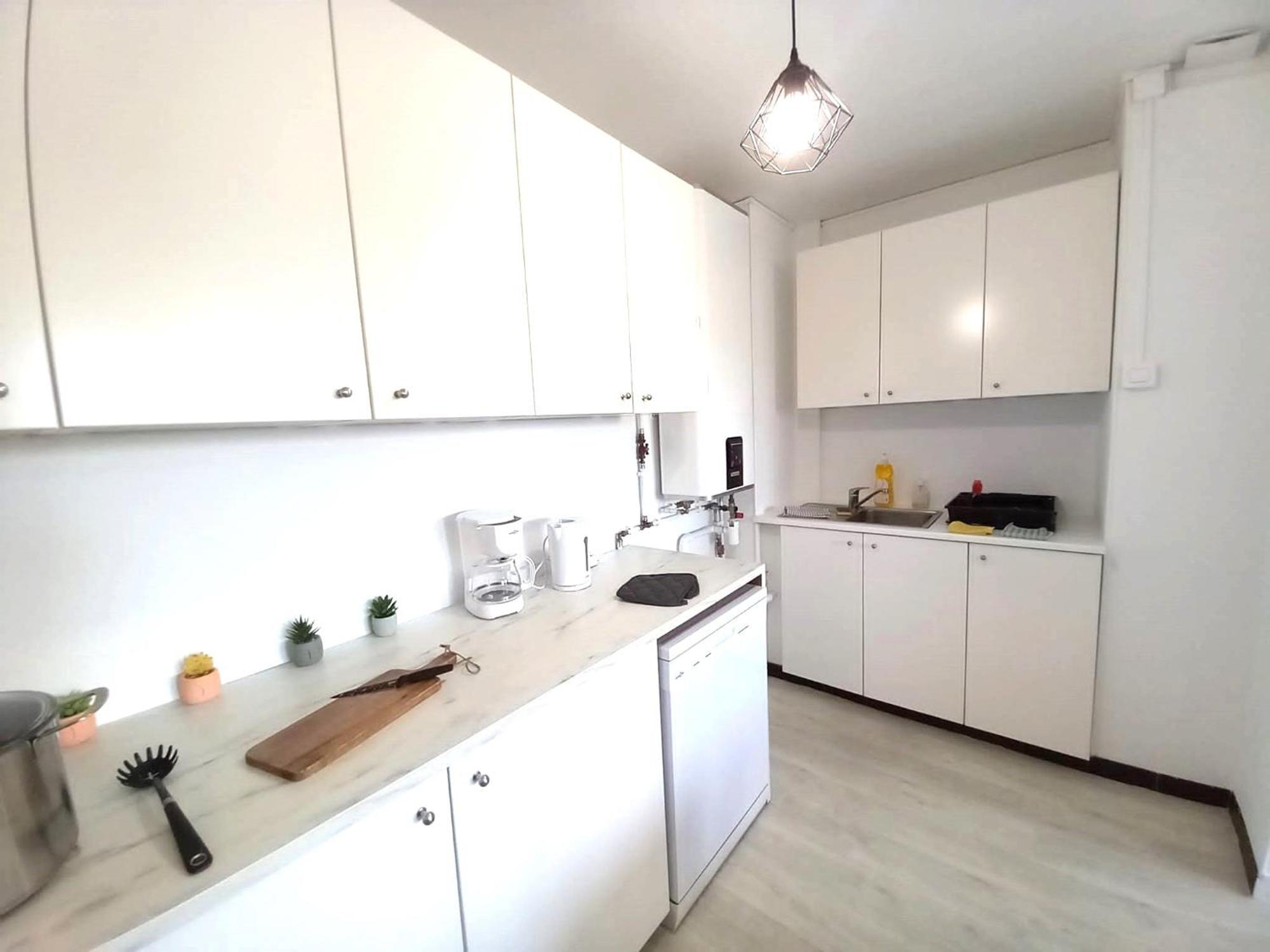 St-Quentin-En-Yvelines Plusieurs Appartements Avec Parking Трап Номер фото